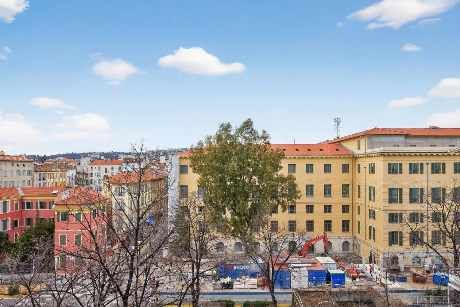 Property photo in Carre d'Argent