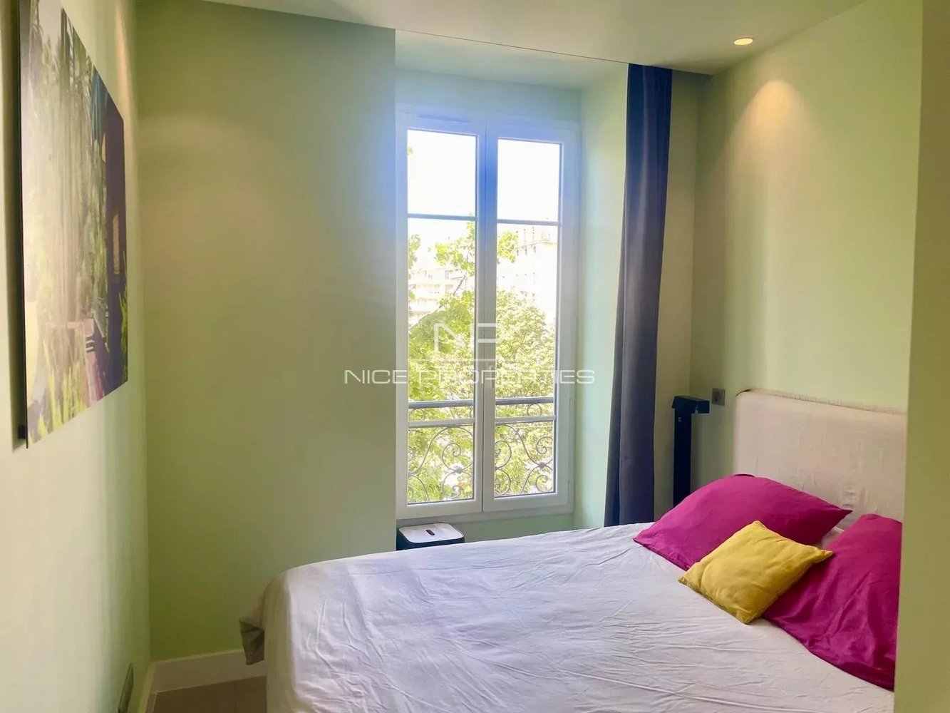 Property photo in Carre d'Argent