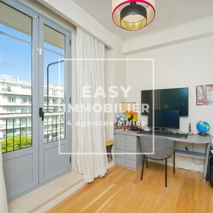 Property in Carre d'Argent