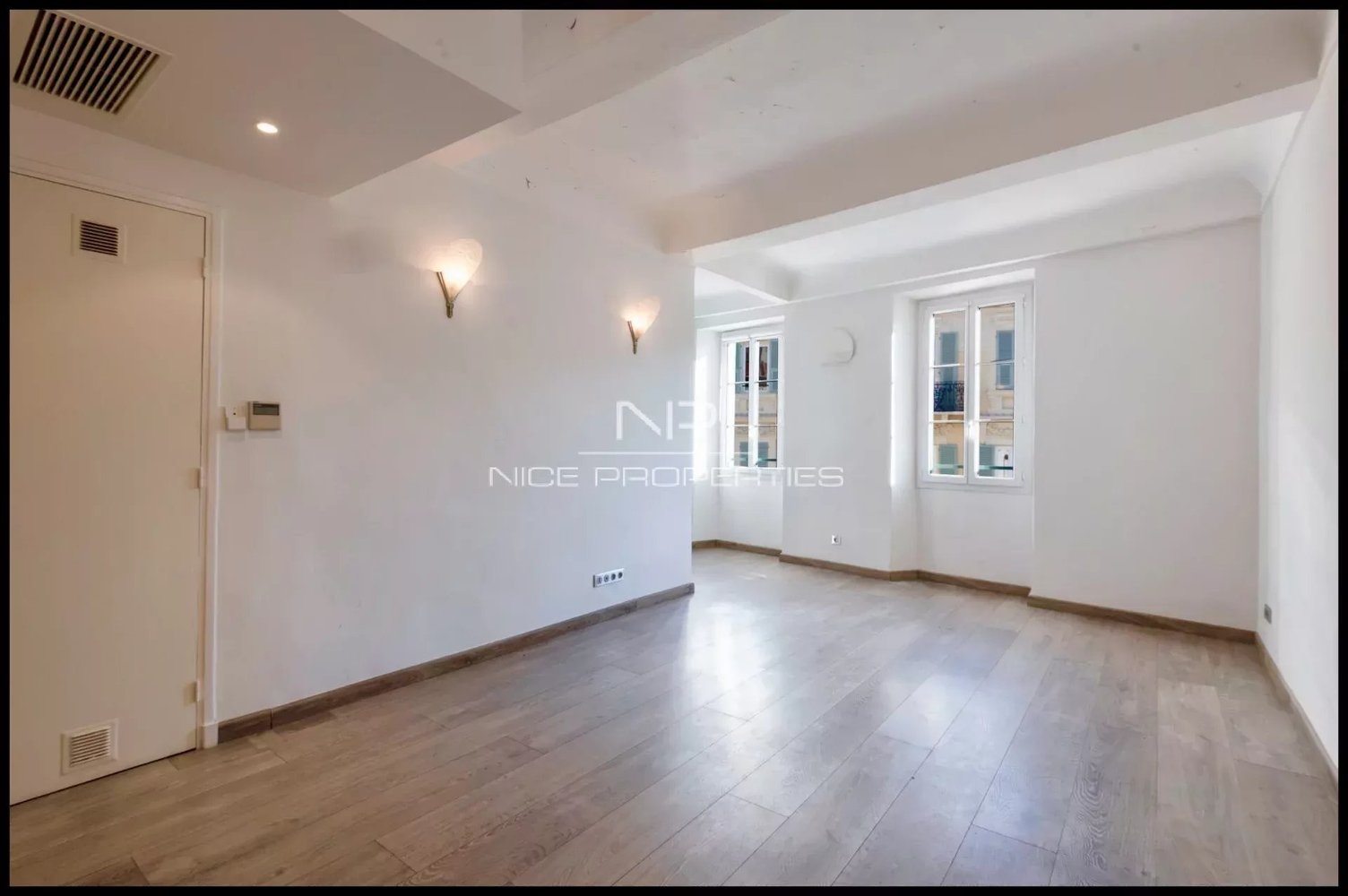 Property photo in Carre d'Argent