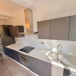 Property in Carre d'Argent