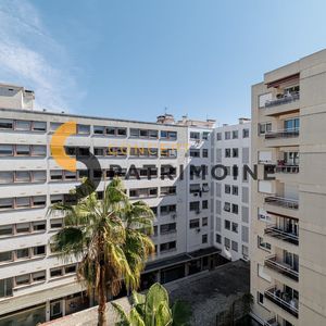 Property in Carre d'Argent