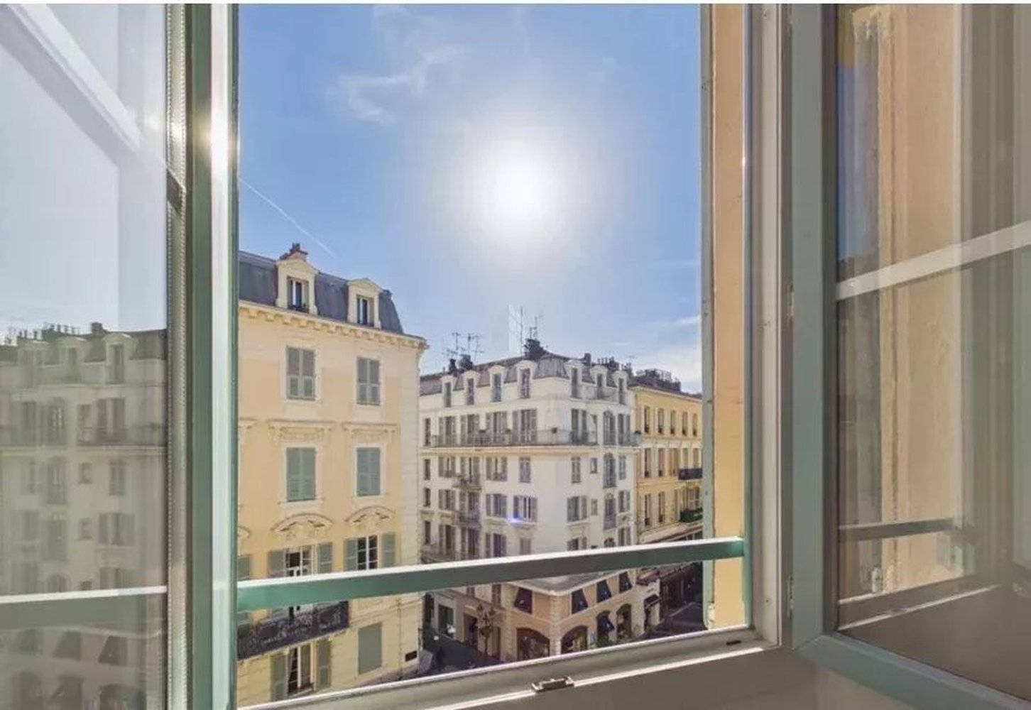 Property photo in Carre d'Argent