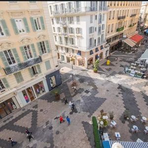 Property in Carre d'Argent