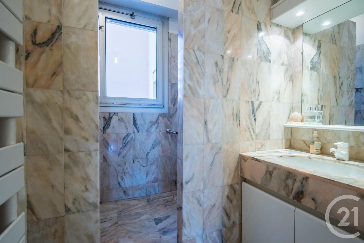 Property photo in Carre d'Argent