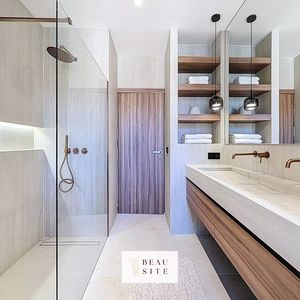 Property in Carre d'Argent