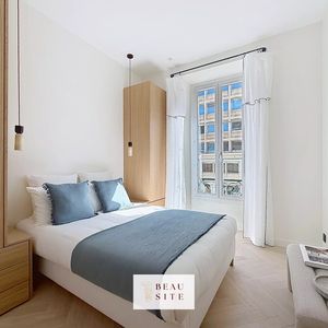 Property in Carre d'Argent