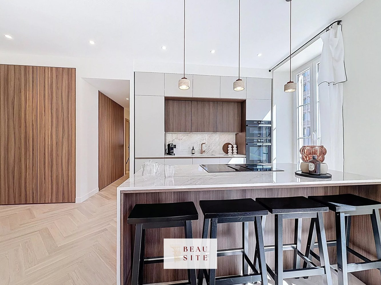 Property photo in Carre d'Argent