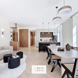 Property in Carre d'Argent