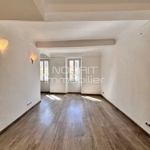 Property in Carre d'Argent