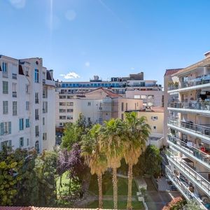 Property in Carre d'Argent