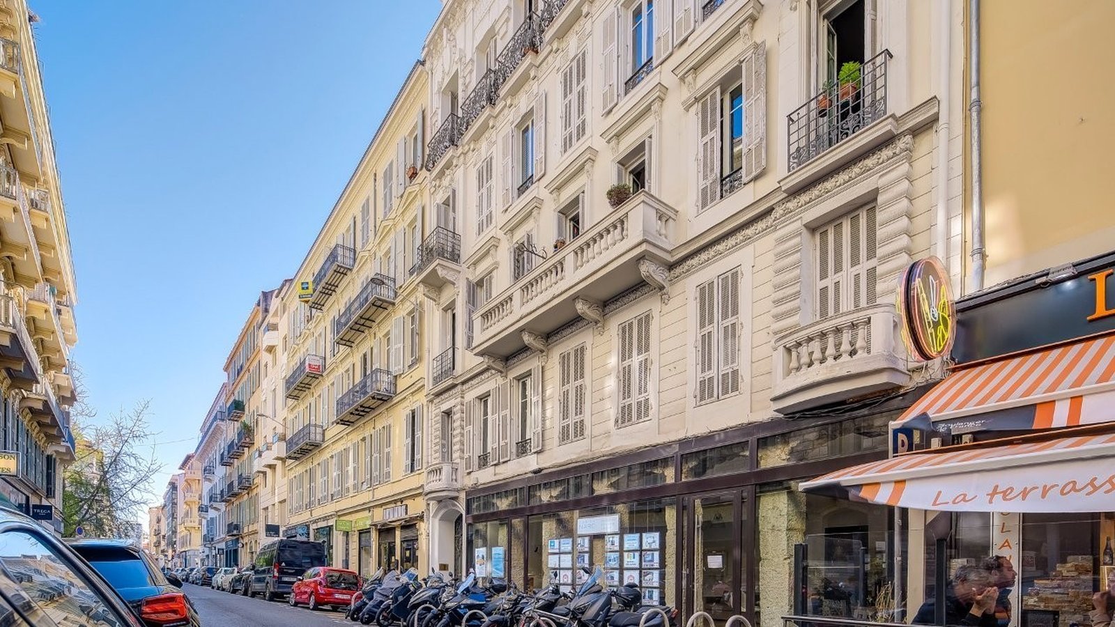 Property photo in Carre d'Argent