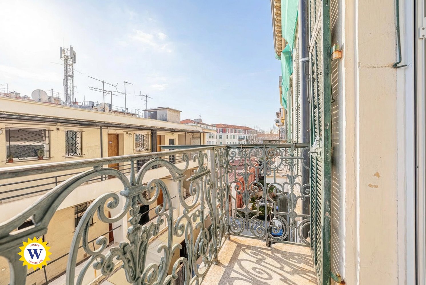 Property photo in Carre d'Or