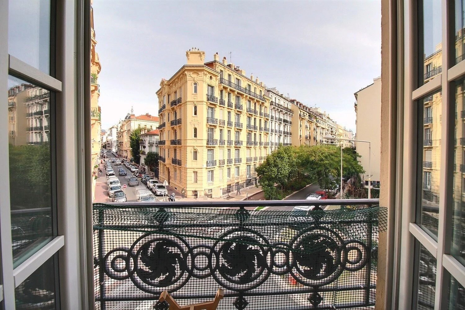 Property photo in Carre d'Or