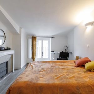 Property in Carre d'Or