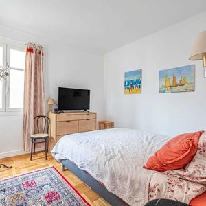 Property in Carre d'Or