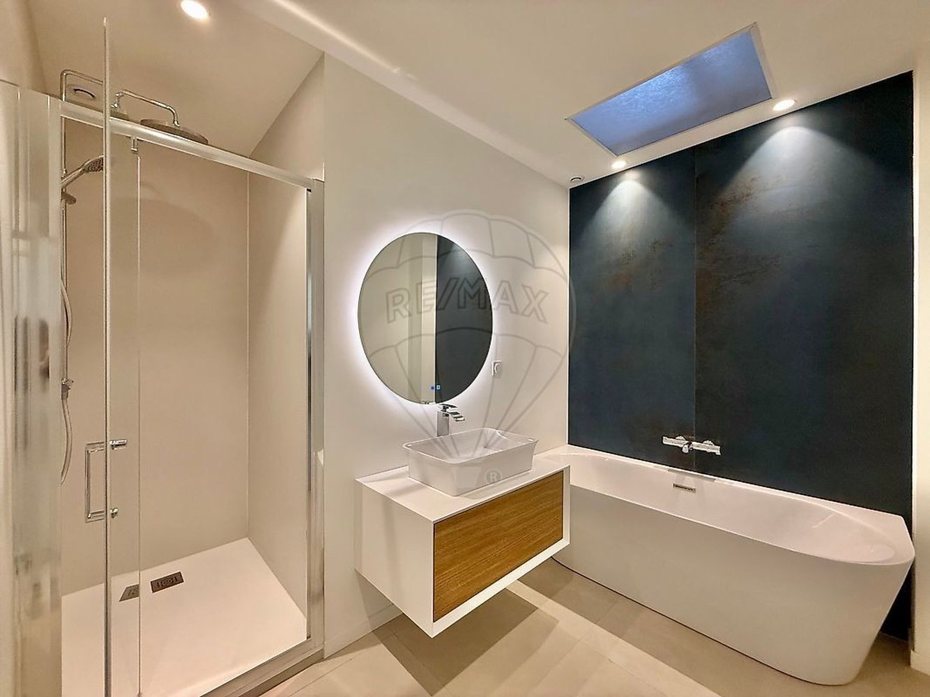 Property photo in Carre d'Or