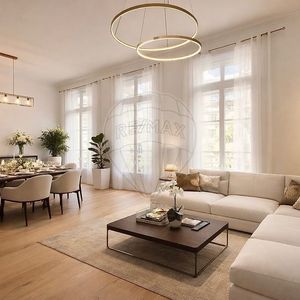 Property in Carre d'Or