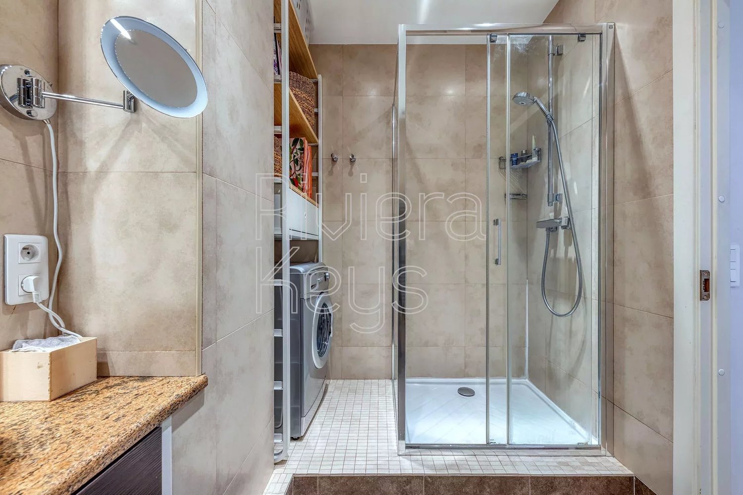 Property photo in Carre d'Or