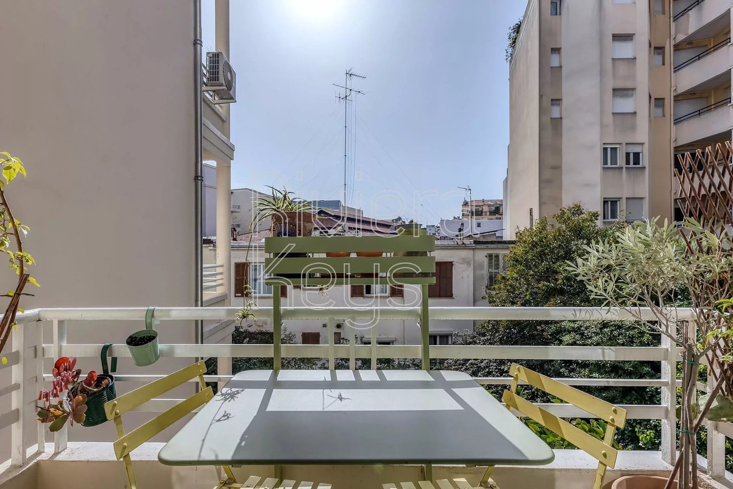 Property photo in Carre d'Or