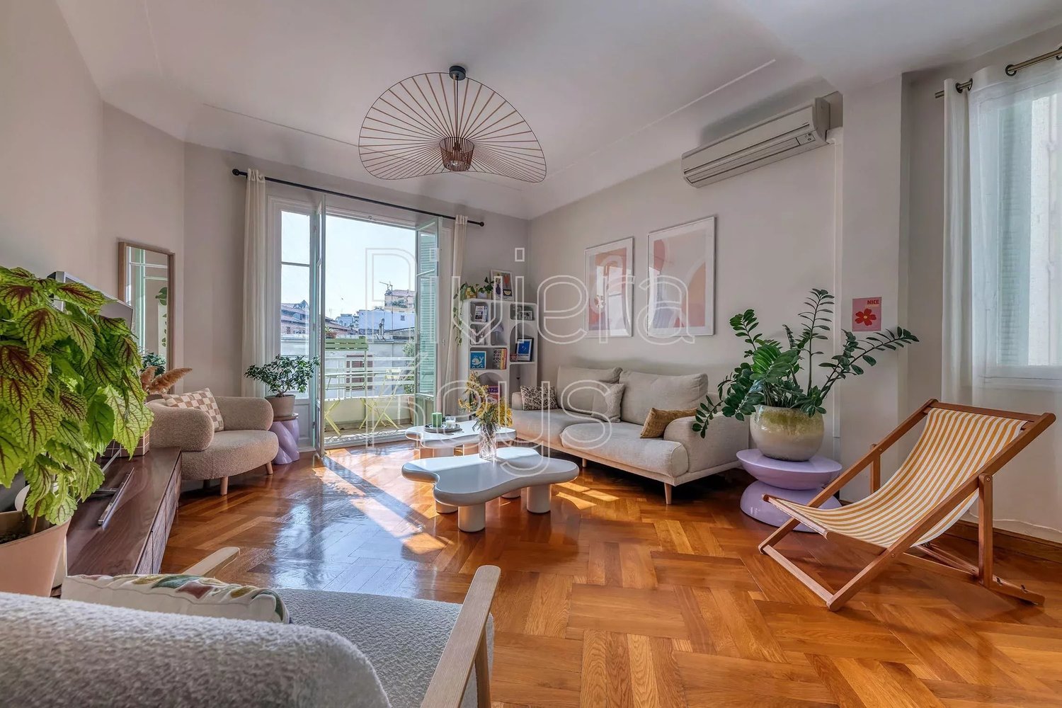 Property photo in Carre d'Or