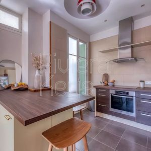 Property in Carre d'Or