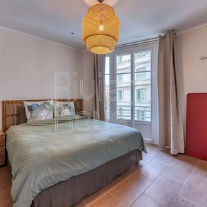 Property in Carre d'Or