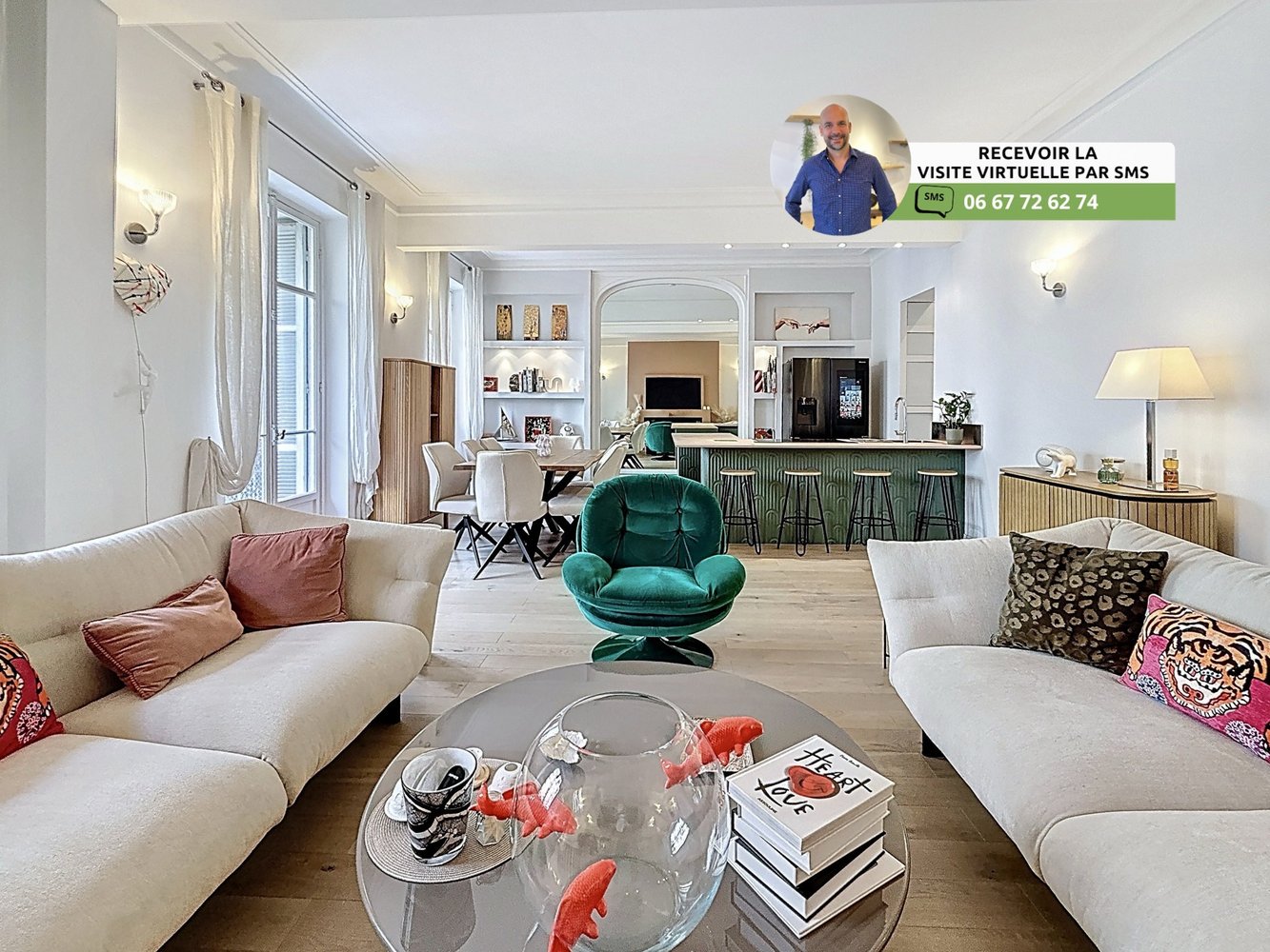 Property photo in Carre d'Or