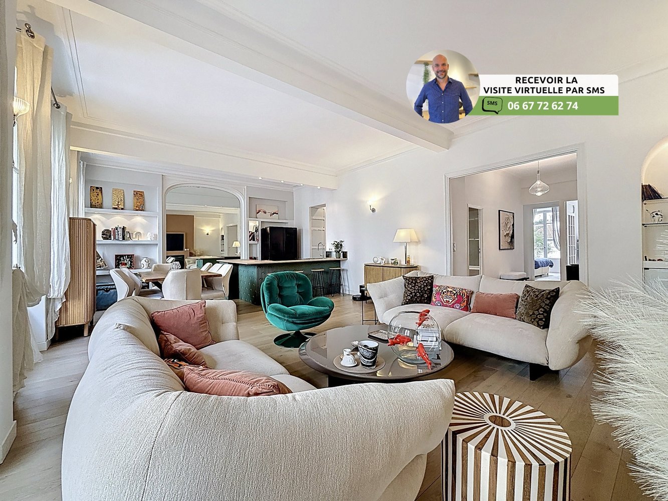 Property photo in Carre d'Or