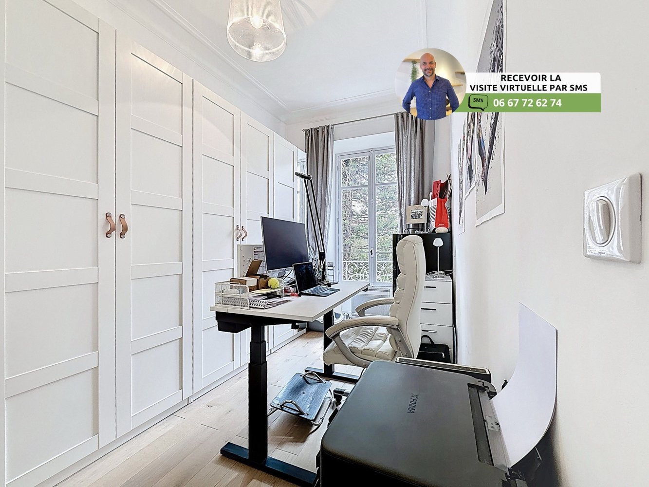 Property photo in Carre d'Or