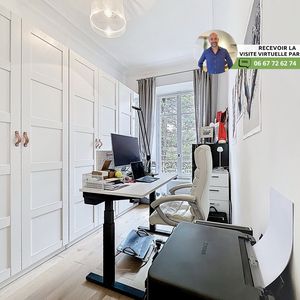 Property in Carre d'Or