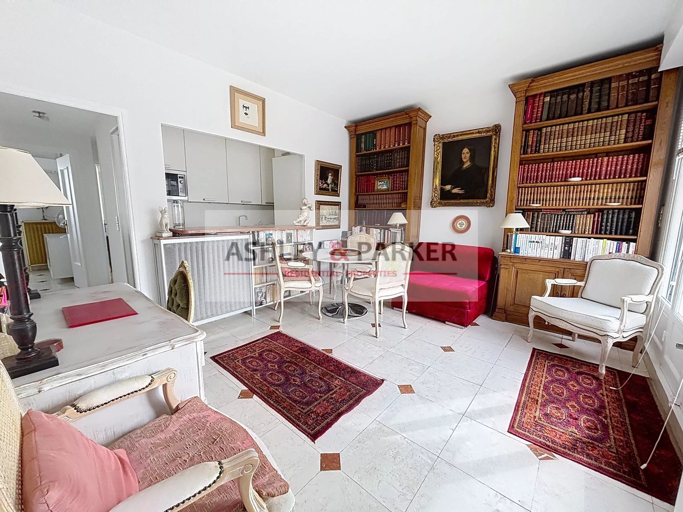 Property photo in Carre d'Or