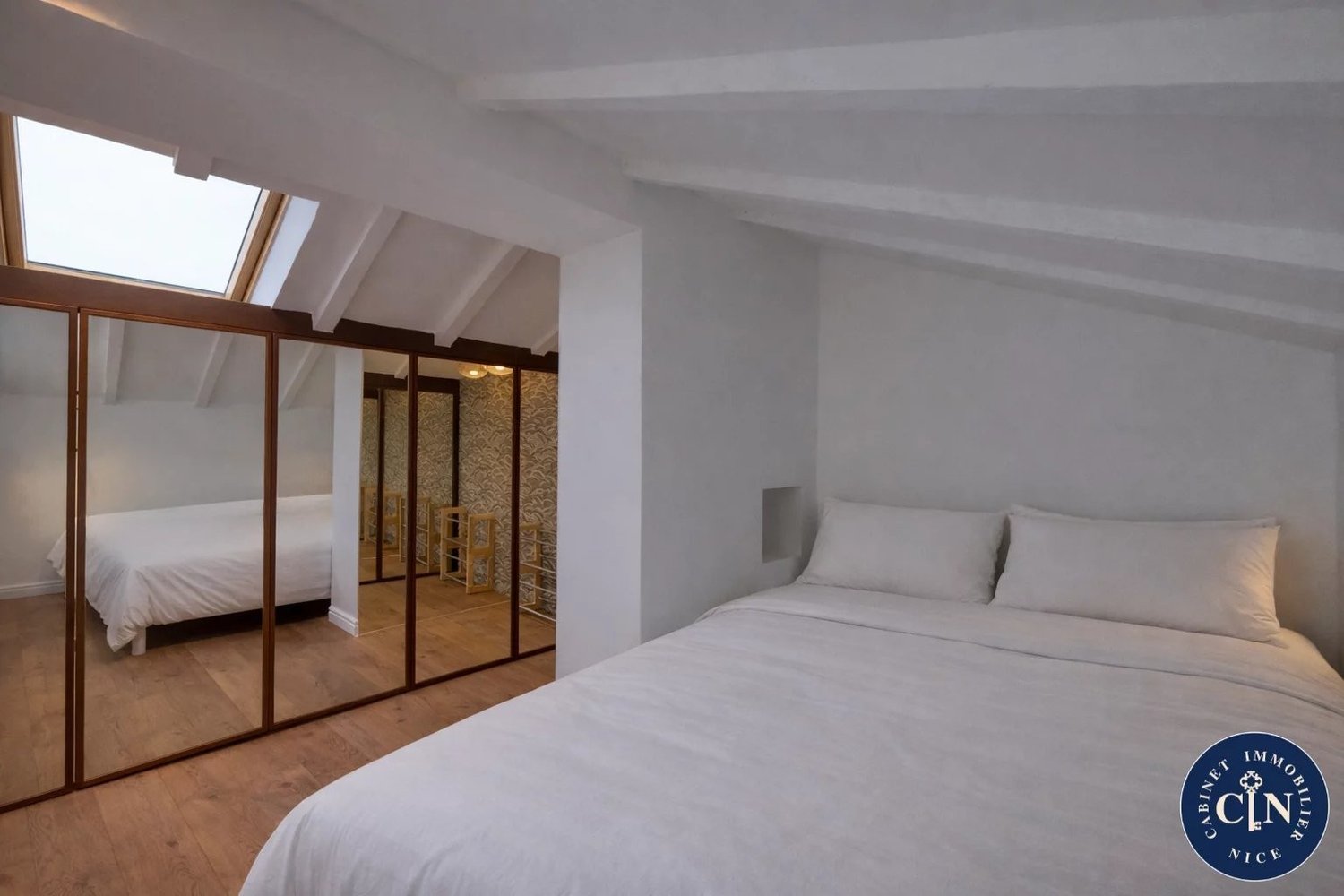 Property photo in Carre d'Or