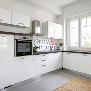 Property in Carre d'Or