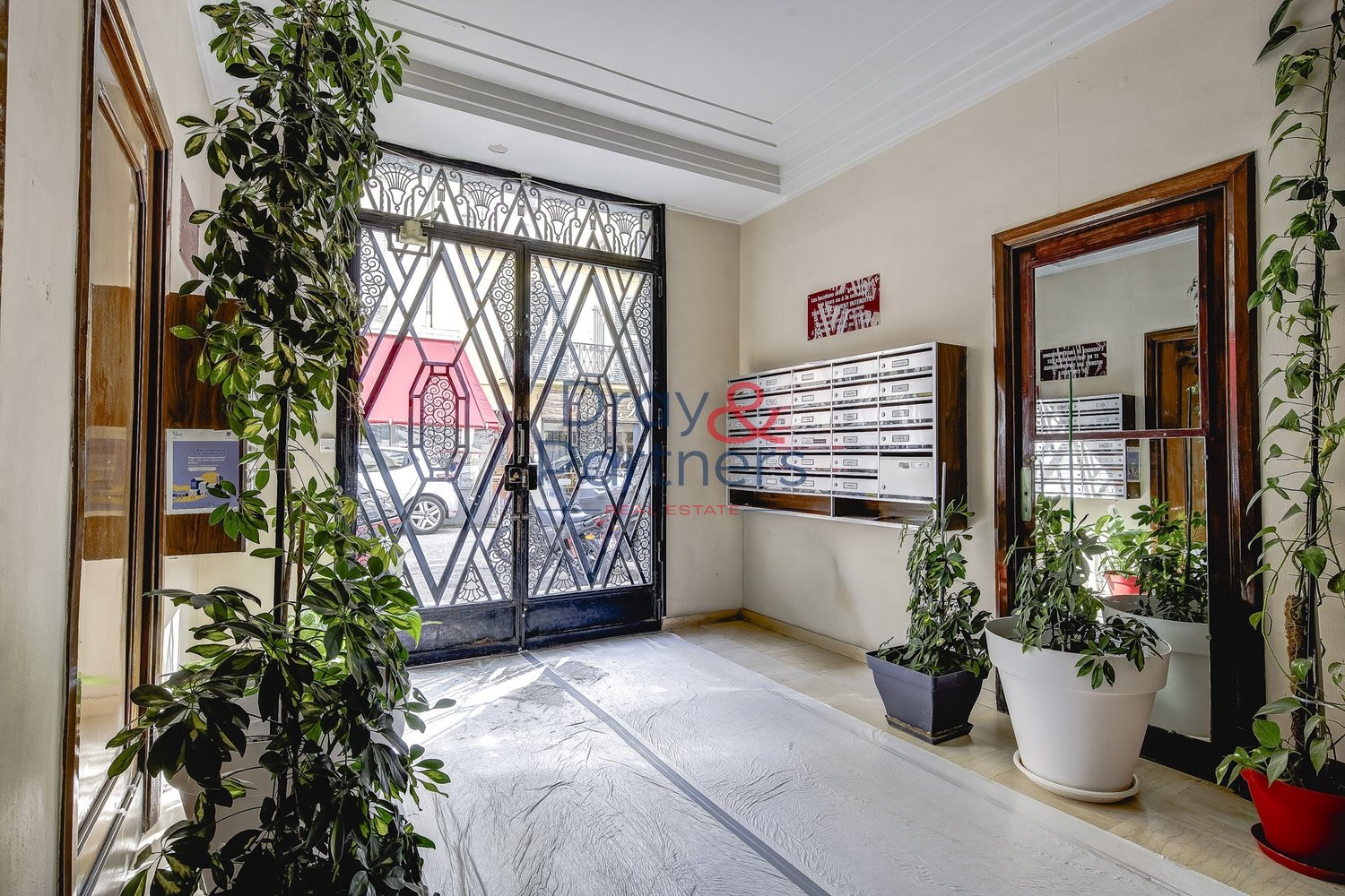 Property photo in Carre d'Or