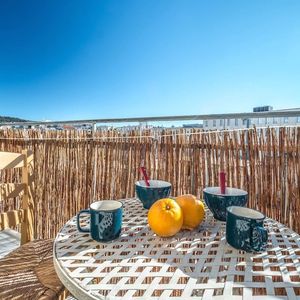 Property in Carre d'Or