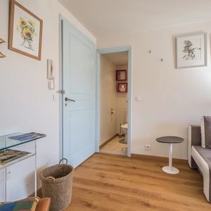 Property in Carre d'Or