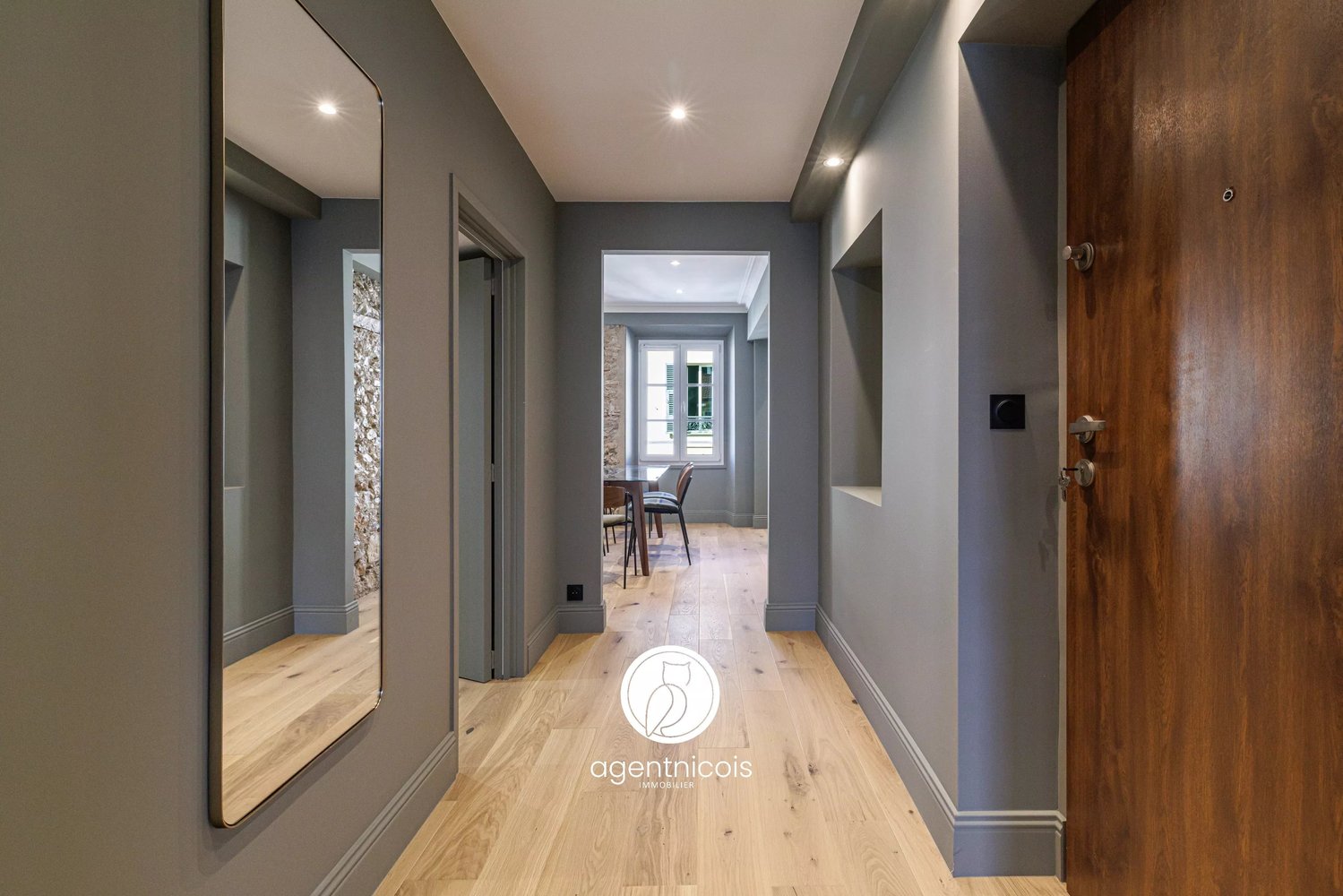 Property photo in Carre d'Or