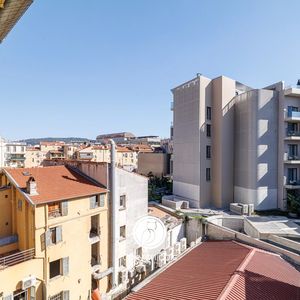 Property in Carre d'Or