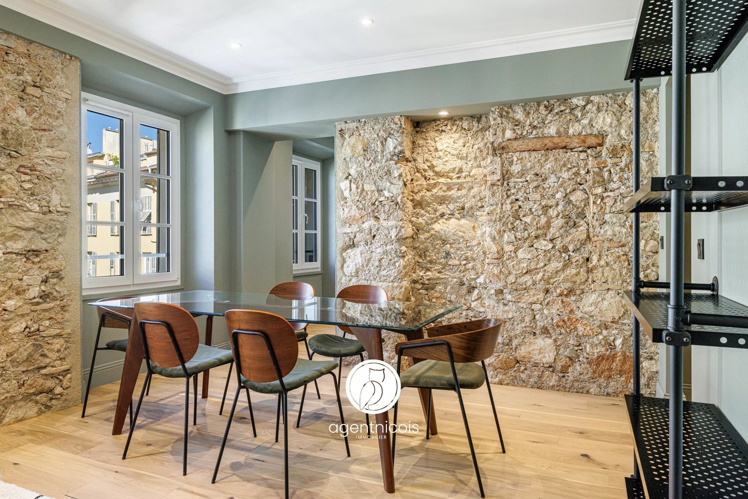 Property photo in Carre d'Or