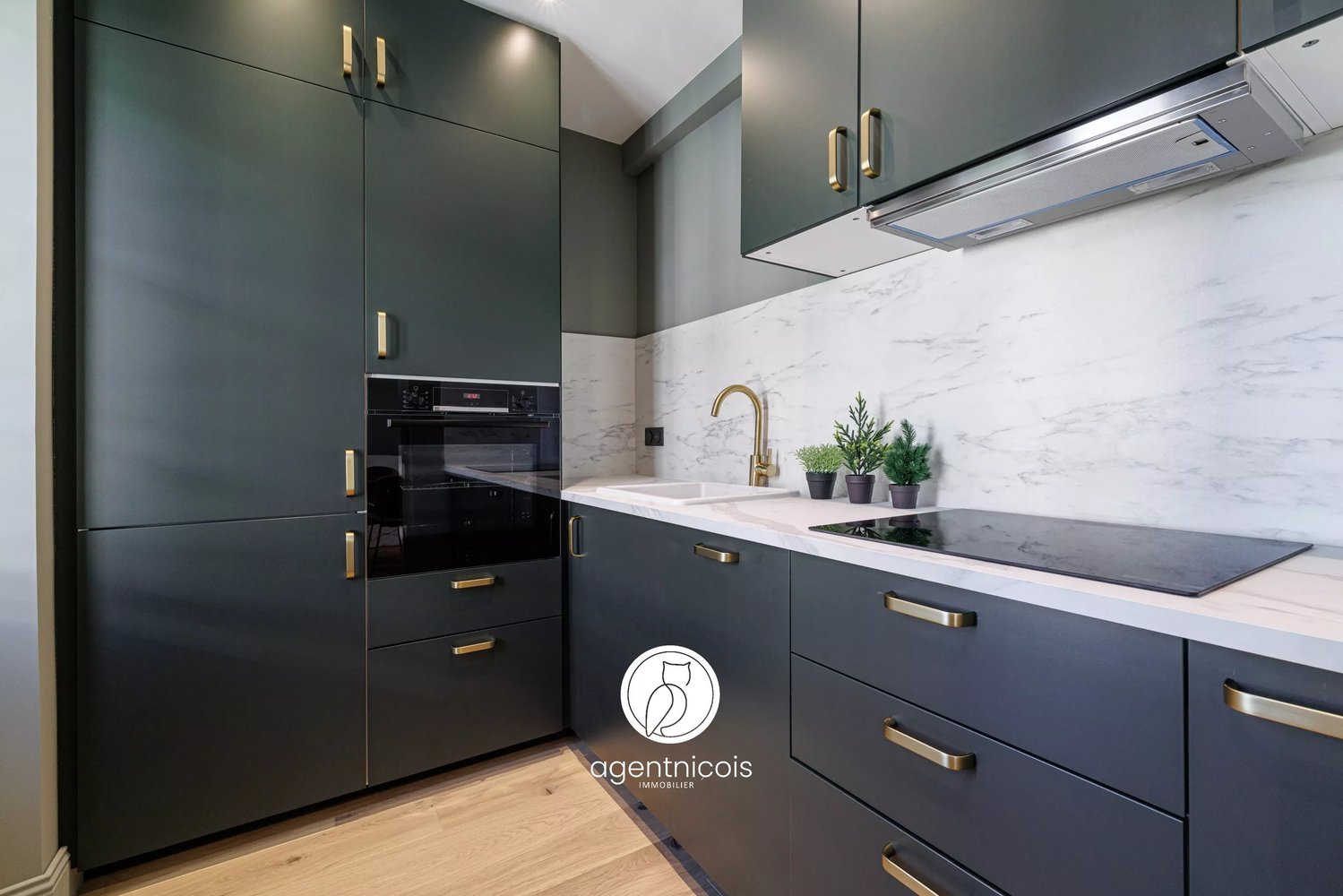 Property photo in Carre d'Or