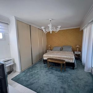 Property in Carre d'Or