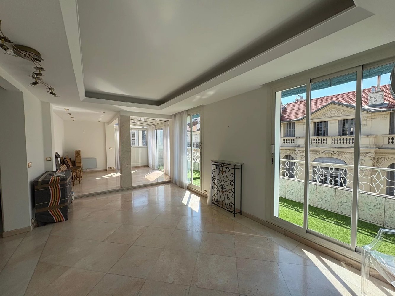 Property photo in Carre d'Or