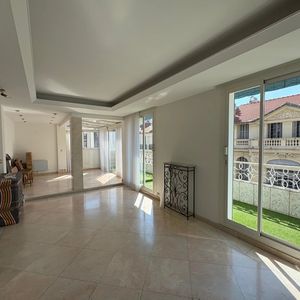 Property in Carre d'Or