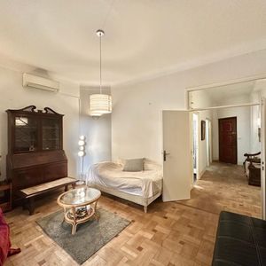 Property in Carre d'Or