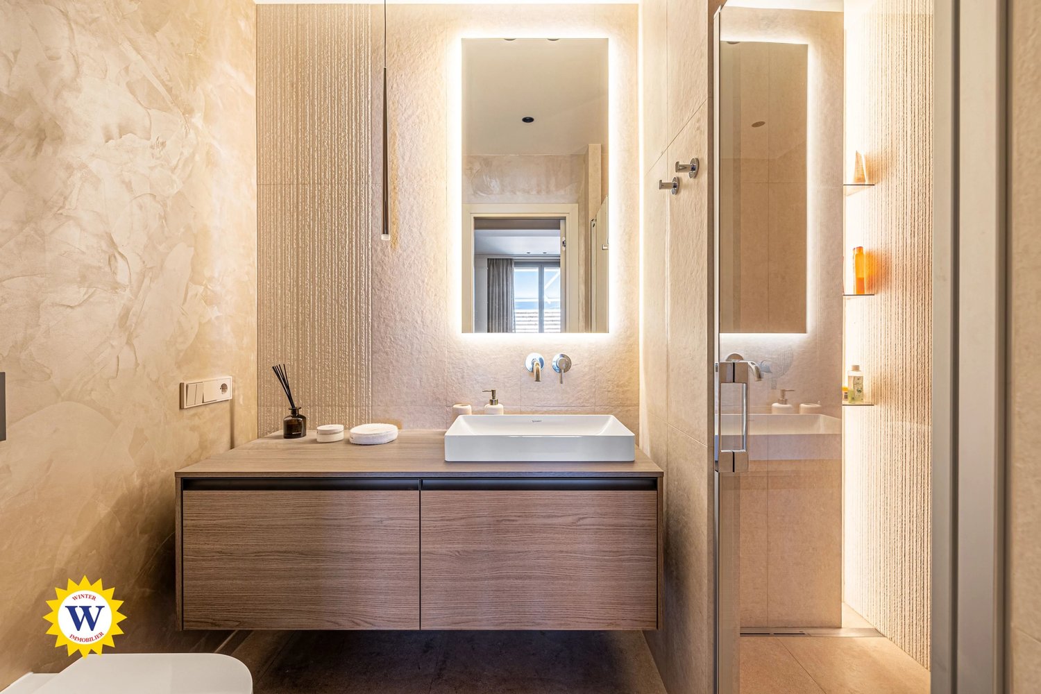 Property photo in Carre d'Or