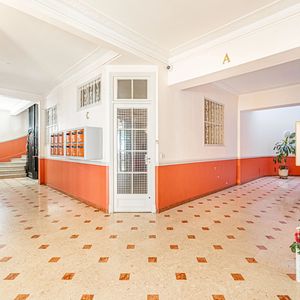 Property in Carre d'Or