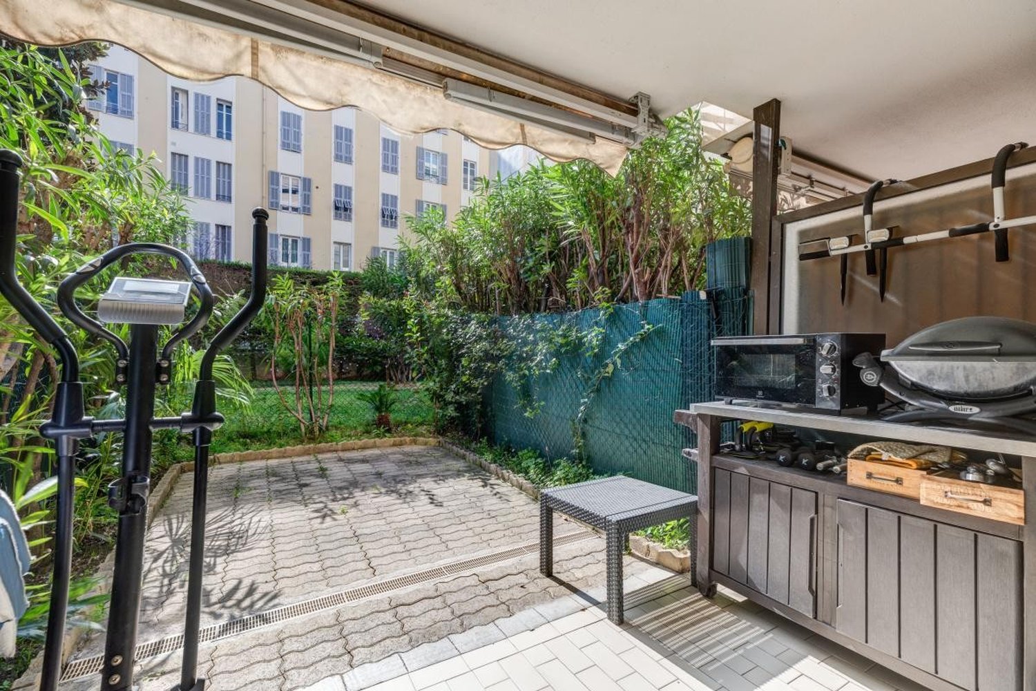 Property photo in Carre d'Or