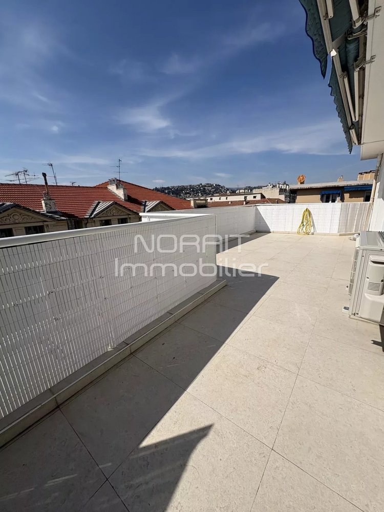 Property photo in Carre d'Or