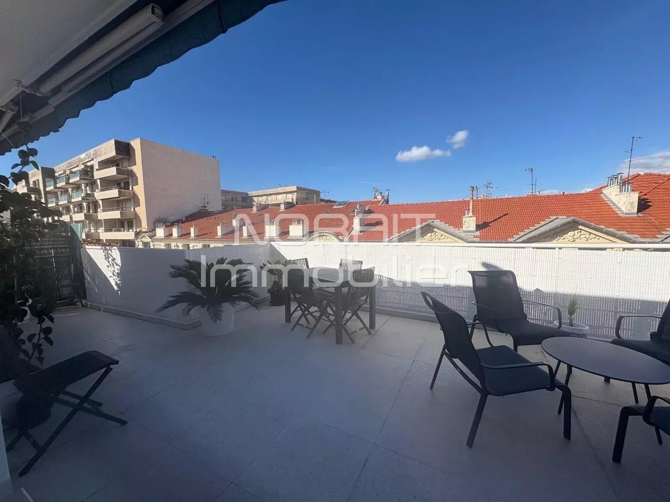 Property photo in Carre d'Or